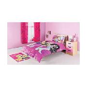 Bratz Musical Starz Duvet Cover and Pillowcase Set.