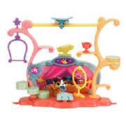 Littlest Pet Shop Tricks and Talents Playset