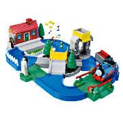 Magnetic Thomas Action Playset